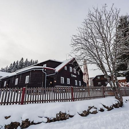 Penzion Cerny Vlk Hotel Kvilda Kültér fotó